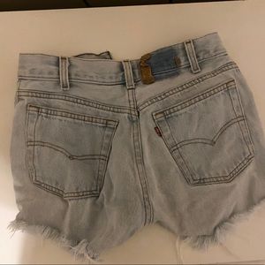 Levi shorts!